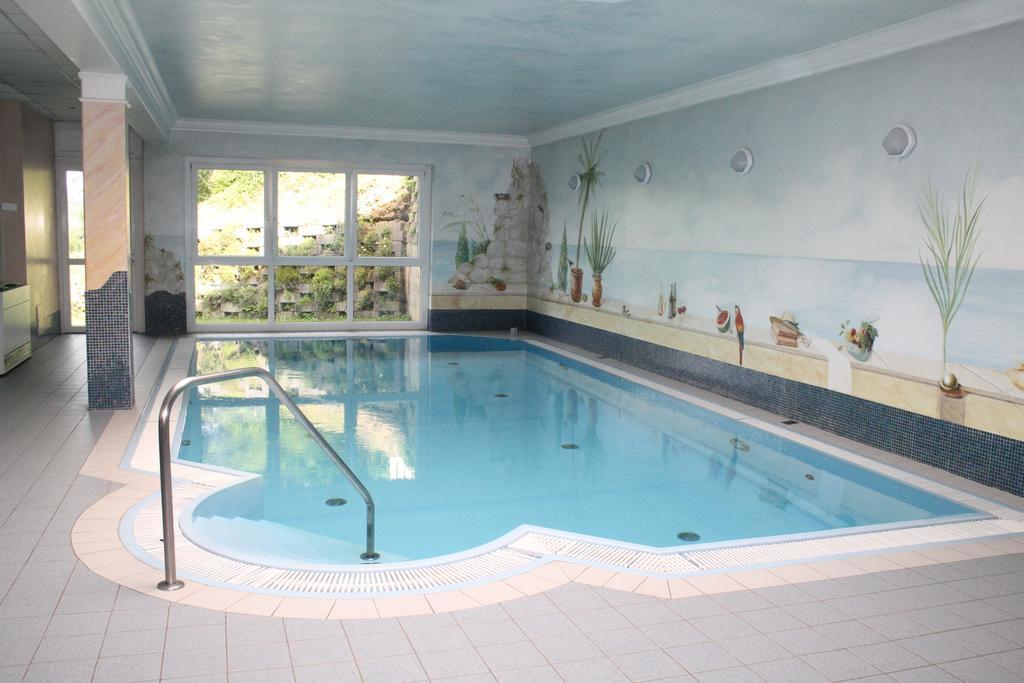Vitalhotel Sonnblick วิลลาค ภายนอก รูปภาพ